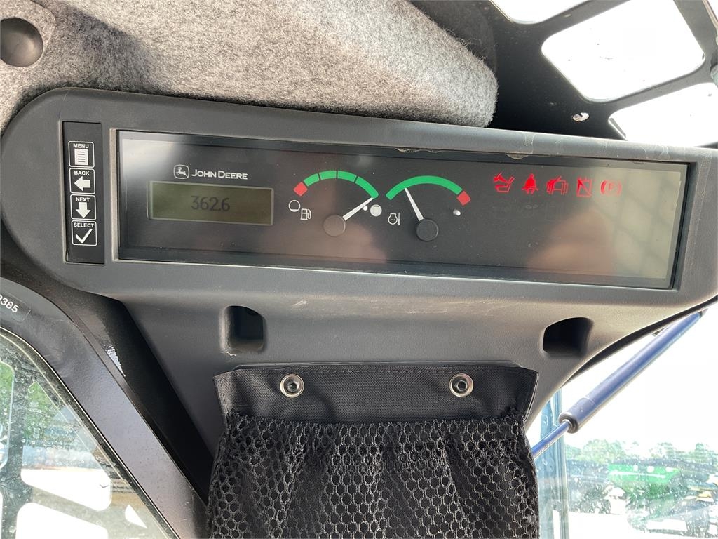 John Deere 330G Міні-навантажувачі
