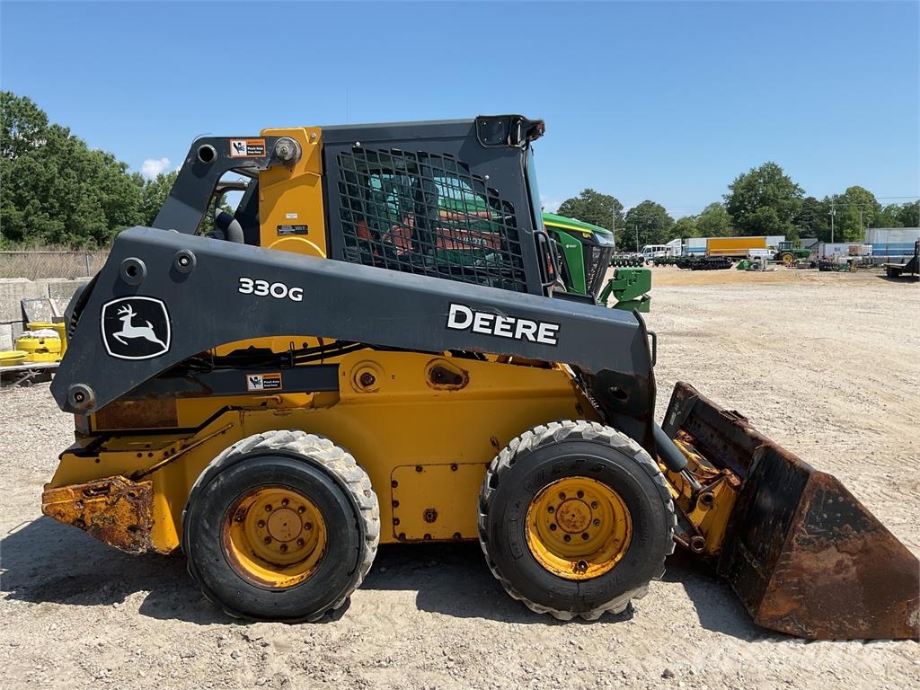 John Deere 330G Міні-навантажувачі