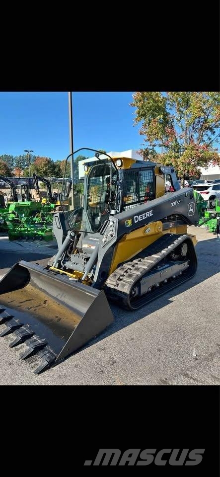 John Deere 331 P Мини товарачи