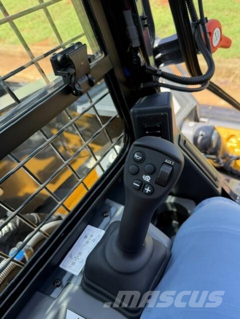 John Deere 331 P Mini loaders