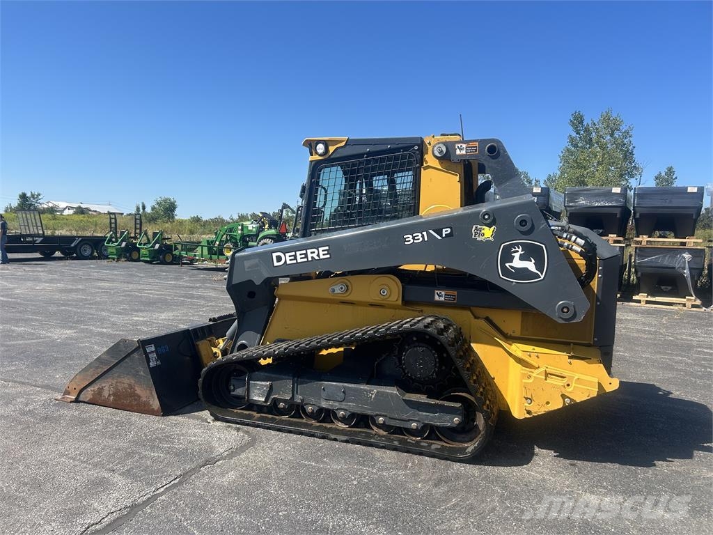 John Deere 331 P Minilastere