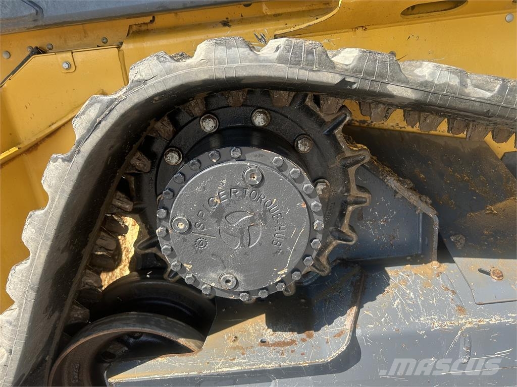 John Deere 331 P Minilastere