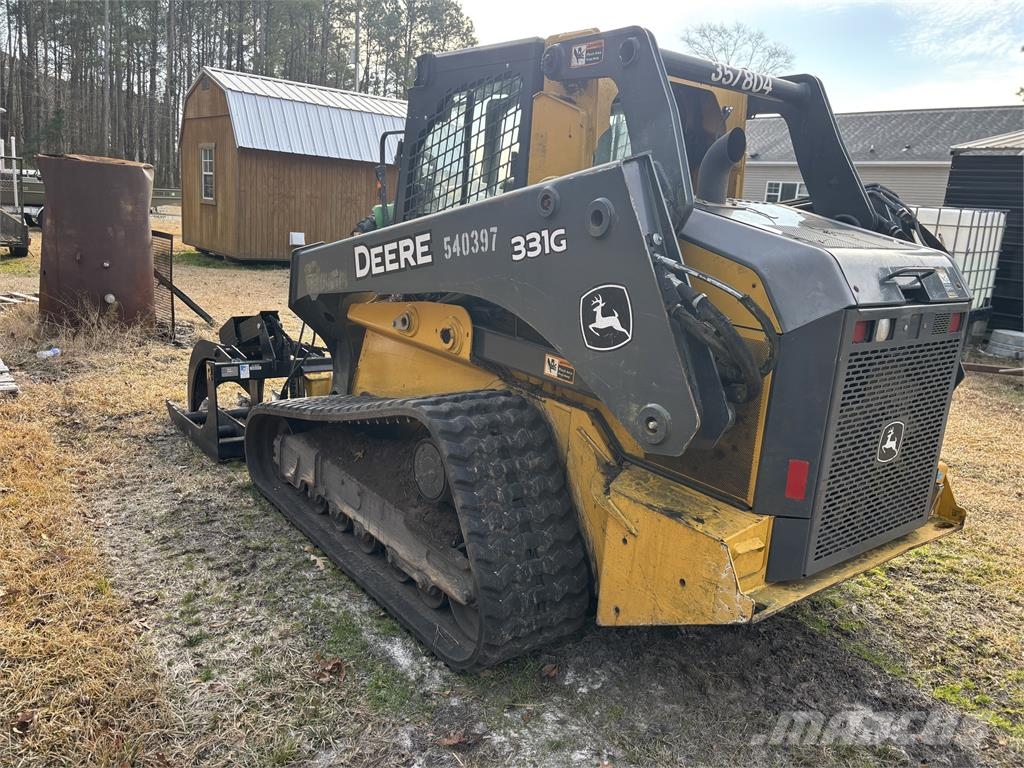 John Deere 331G لوادر صغيرة