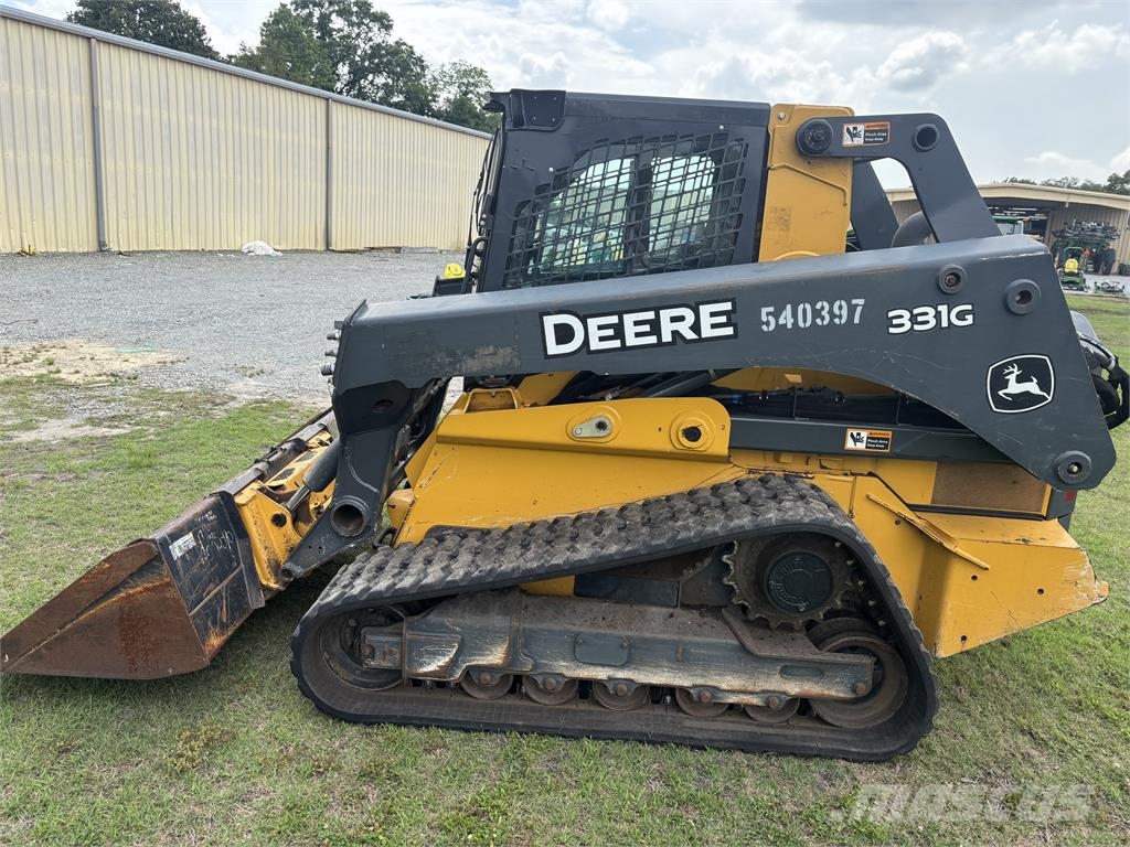 John Deere 331G لوادر صغيرة