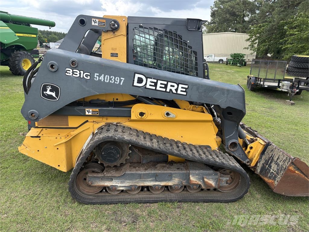 John Deere 331G لوادر صغيرة