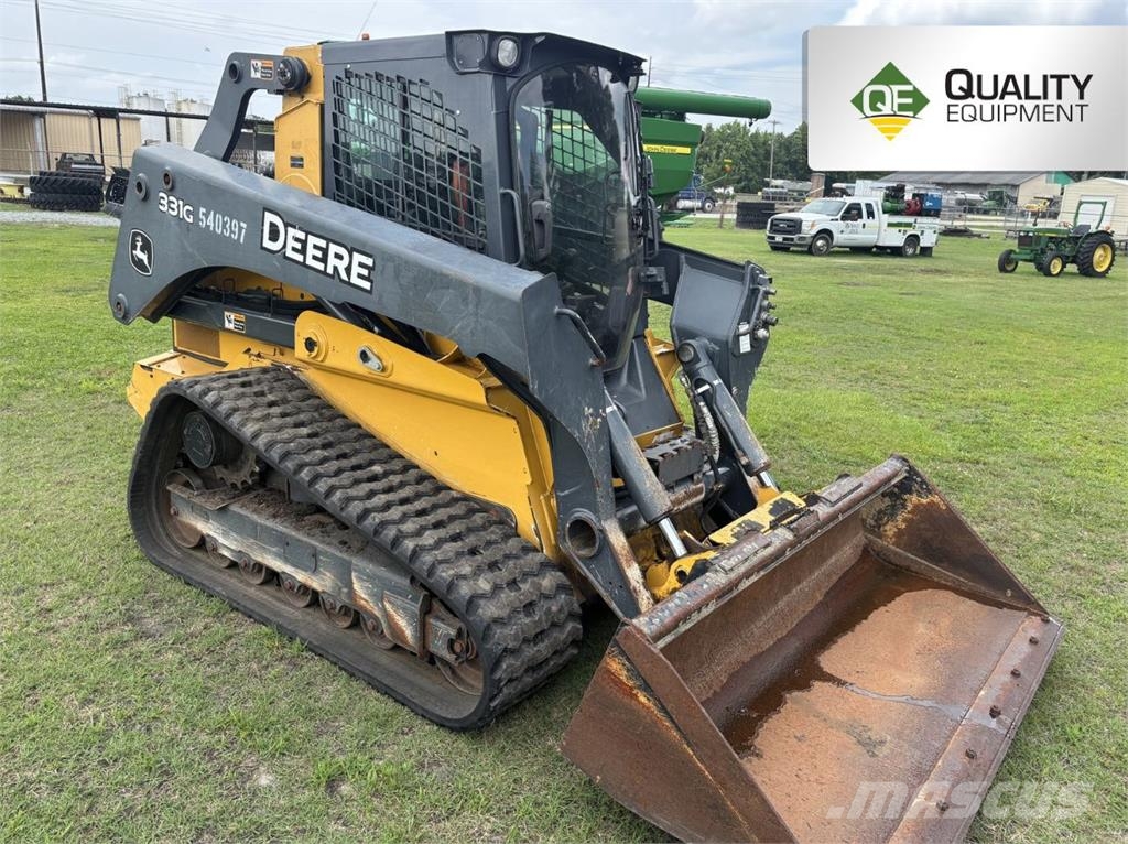 John Deere 331G لوادر صغيرة