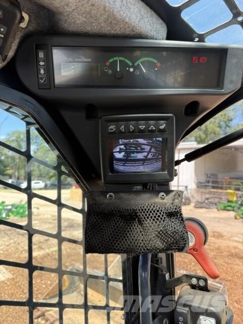 John Deere 331G Mini loaders