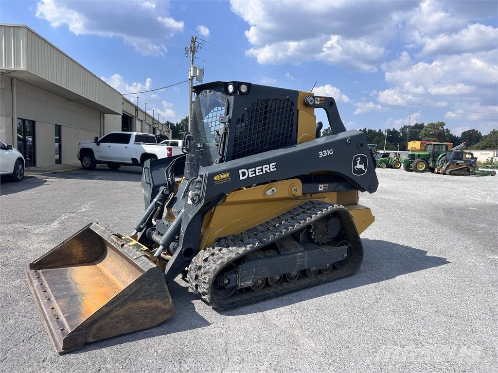 John Deere 331G Mini nakladalci