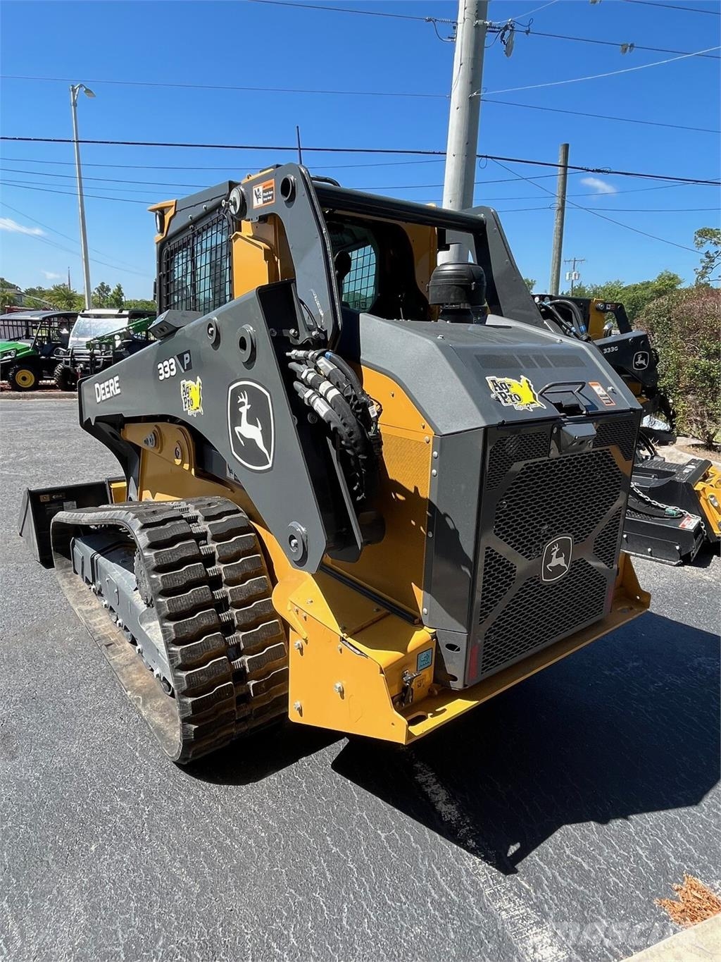 John Deere 333 P Мини товарачи