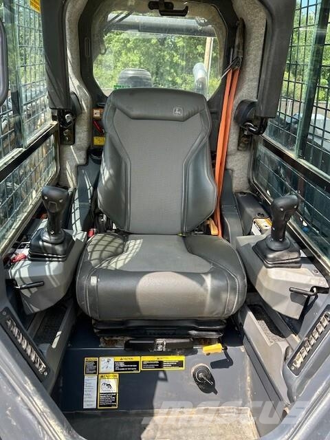 John Deere 333 P Minicargadoras