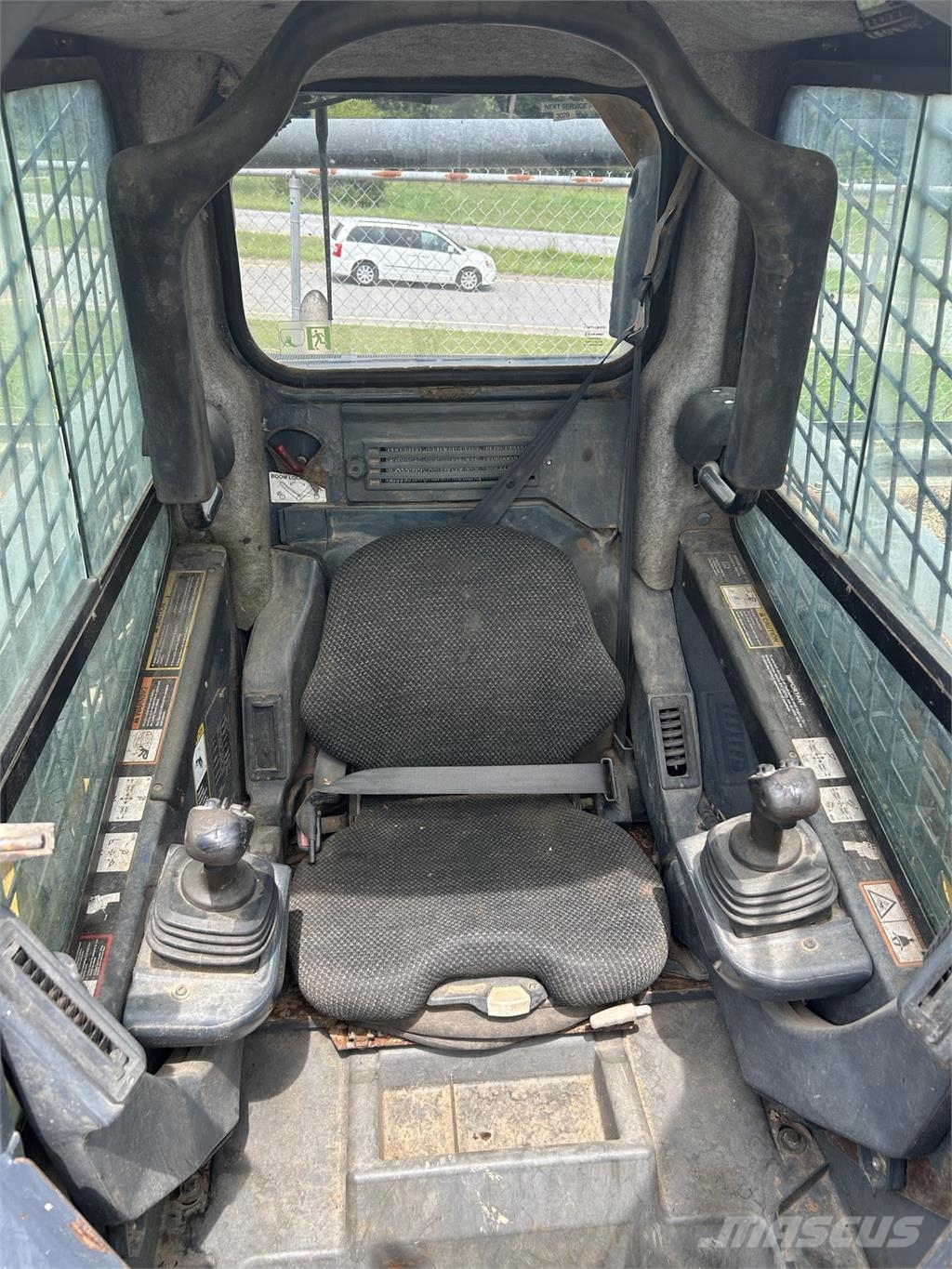John Deere 333D Mini nakladalci