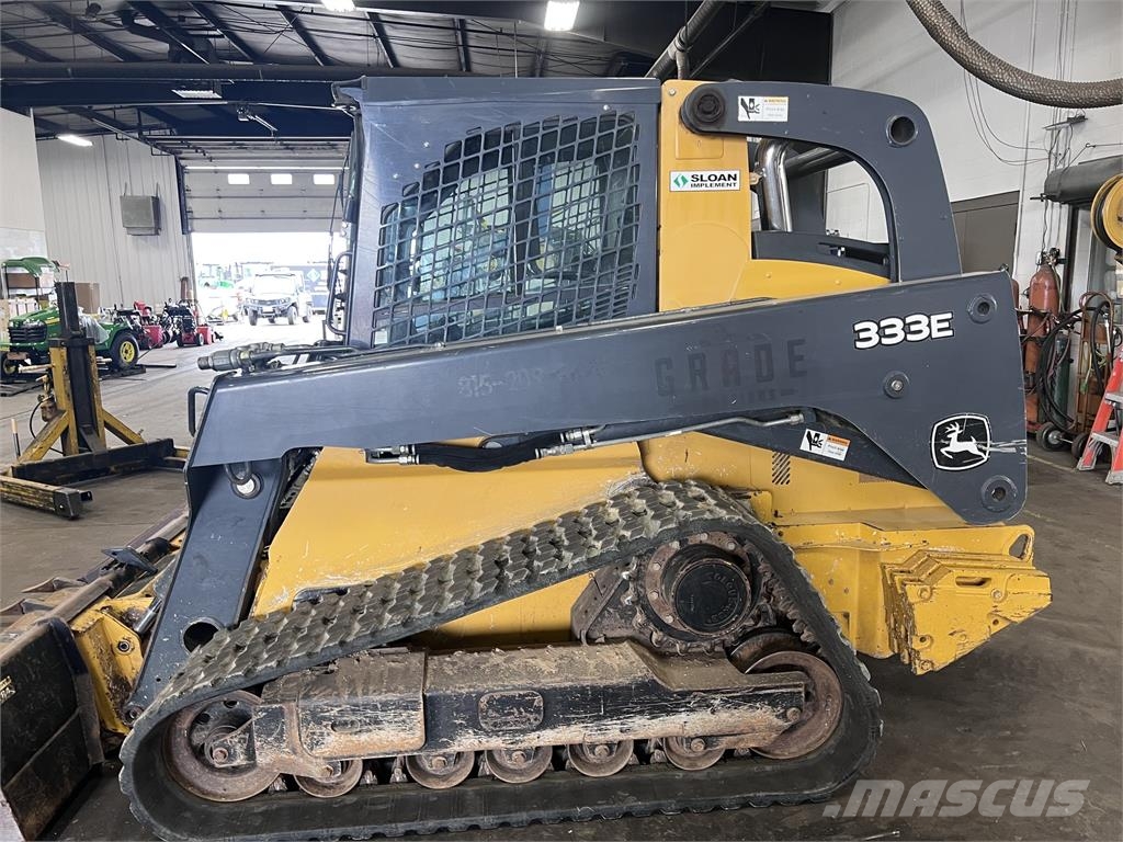 John Deere 333E Mini homlokrakodók