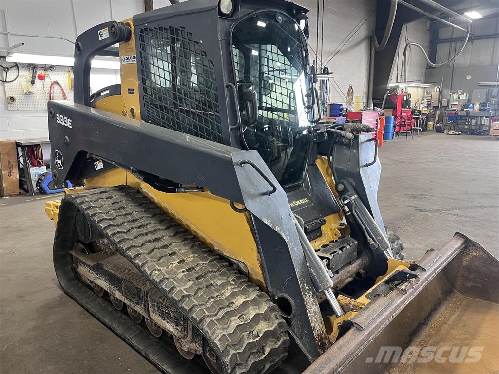 John Deere 333E Mini homlokrakodók