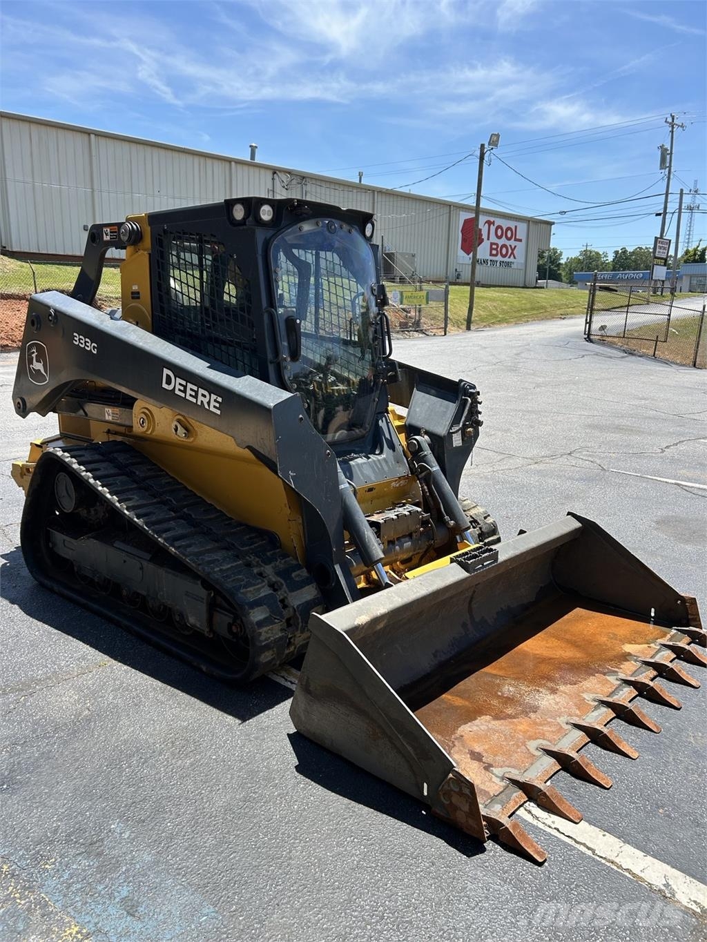 John Deere 333G Miniladers