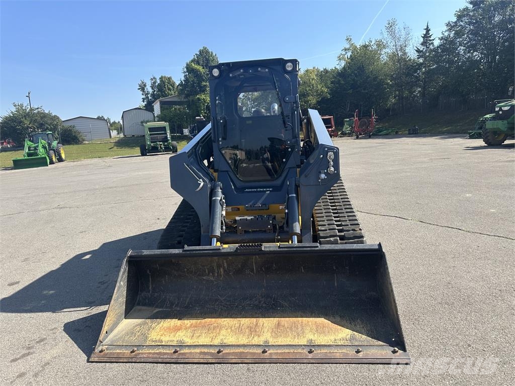 John Deere 333G Малі навантажувачі