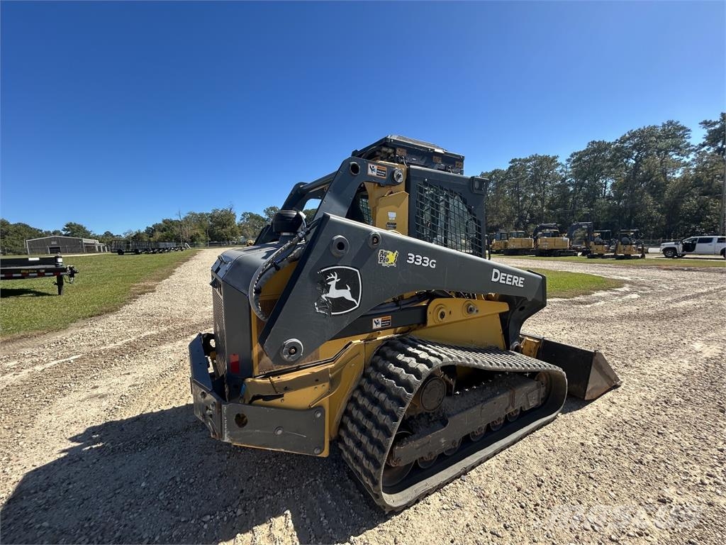 John Deere 333G لوادر صغيرة