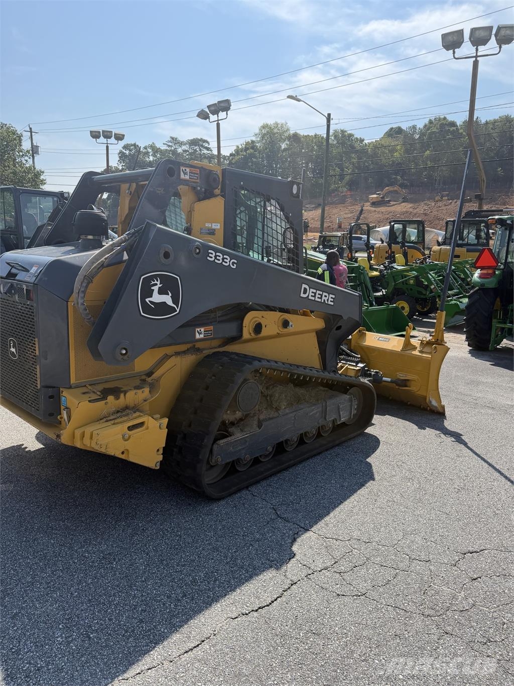 John Deere 333G Mini krautuvai