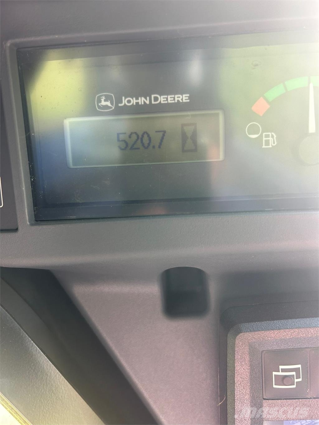John Deere 333G Mini homlokrakodók