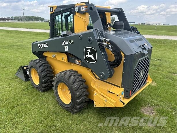 John Deere 334 P Kompaktrakodók