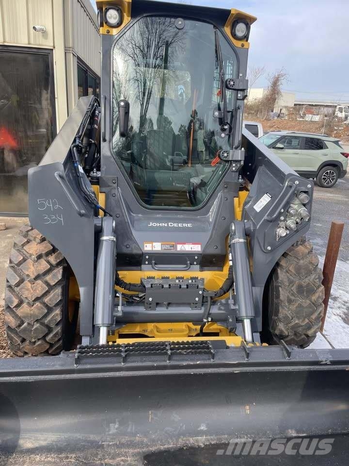 John Deere 334 P Φορτωτάκια