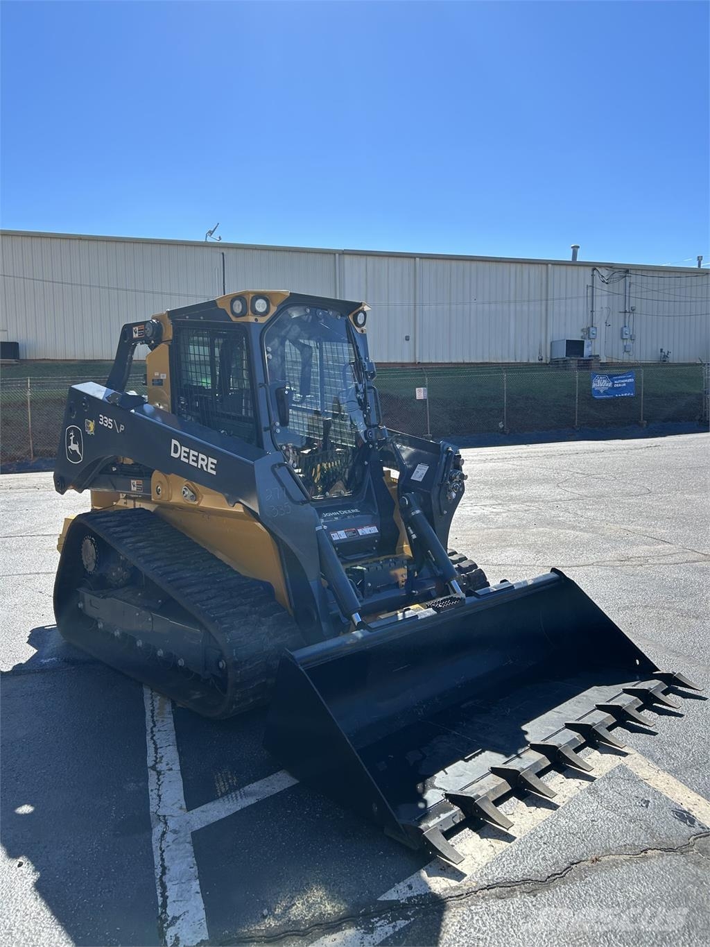 John Deere 335 P Minicargadoras
