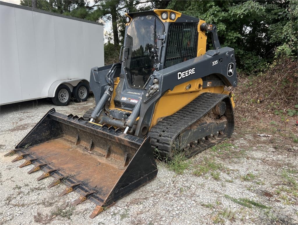 John Deere 335 P Mini utovarivači
