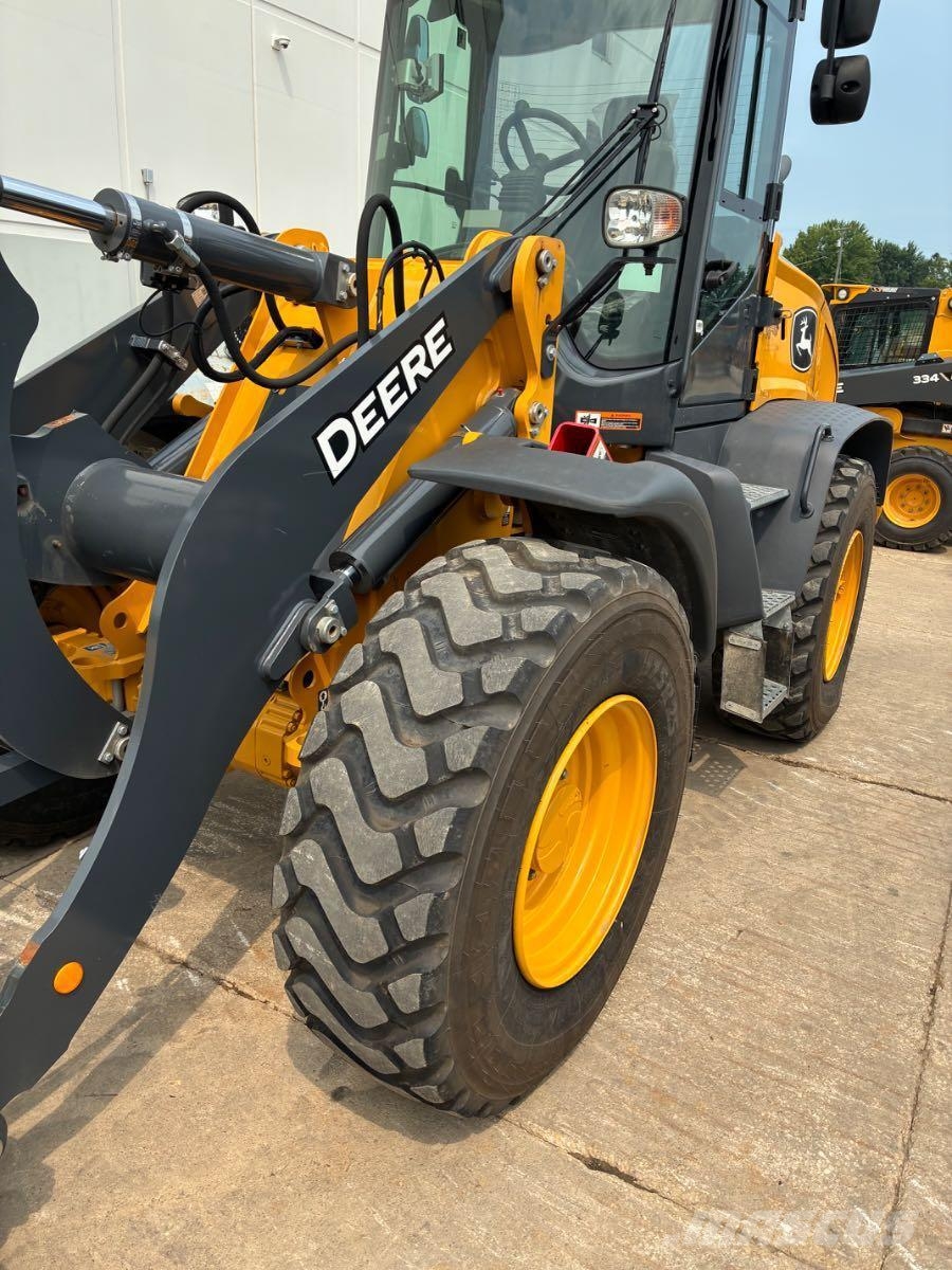 John Deere 344 P Miniladers