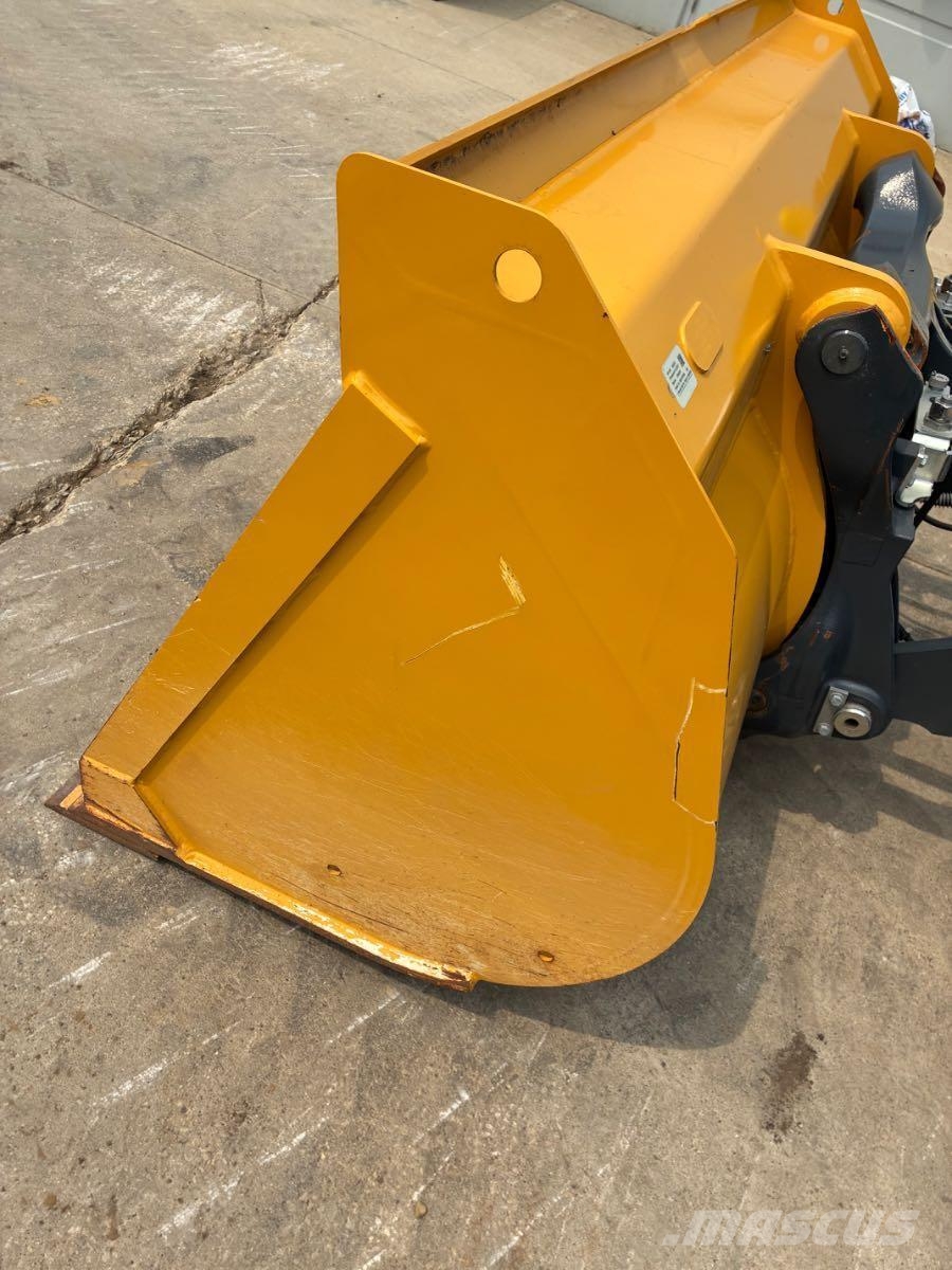 John Deere 344 P Miniladers