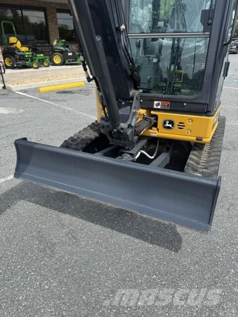 John Deere 35 P Mini rýpadla < 7t
