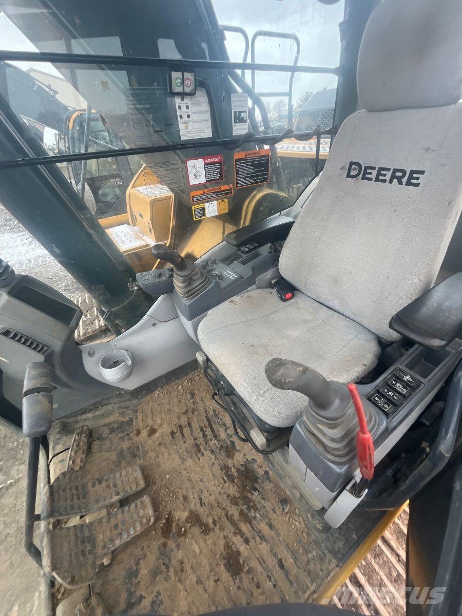 John Deere 350G LC Crawler excavators