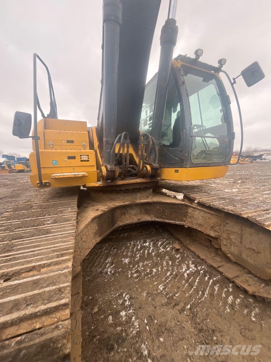 John Deere 350G LC Crawler excavators