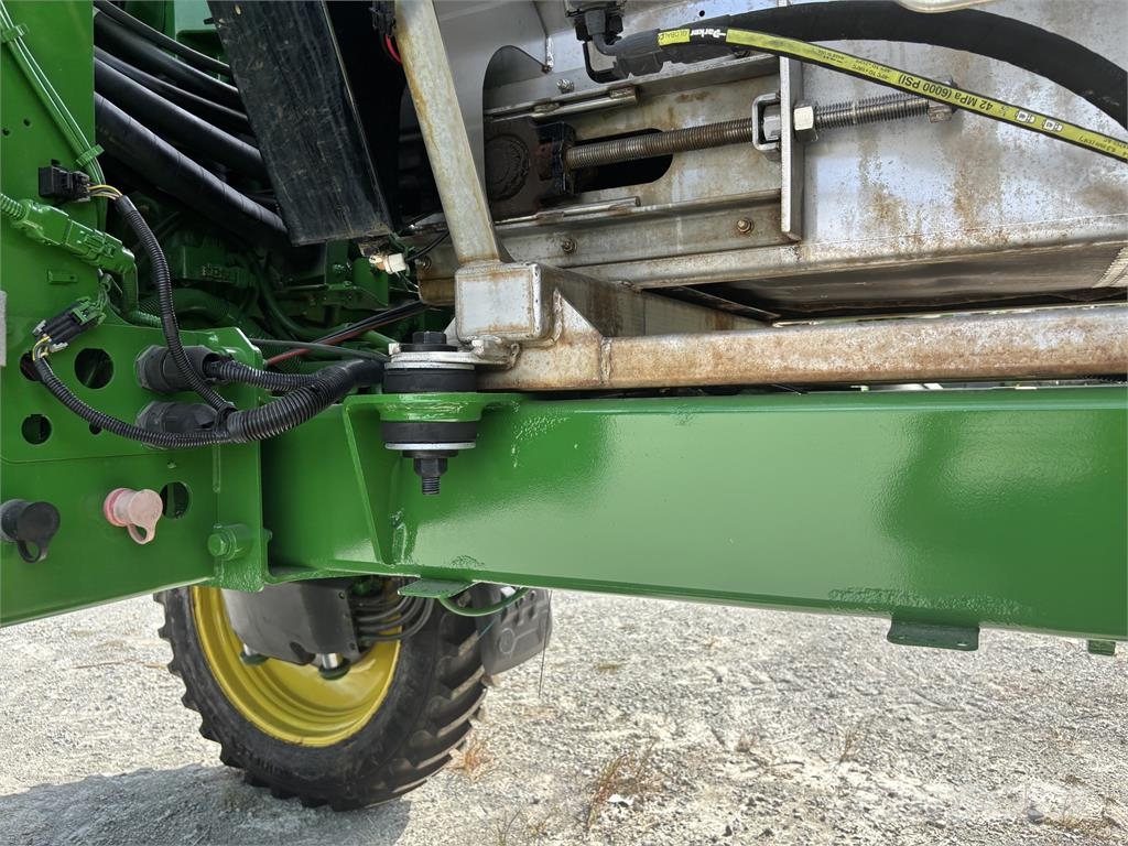 John Deere 400R Trailed sprayers