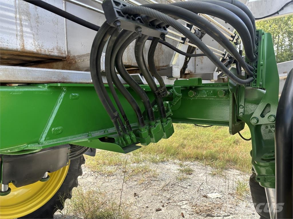 John Deere 400R Trailed sprayers