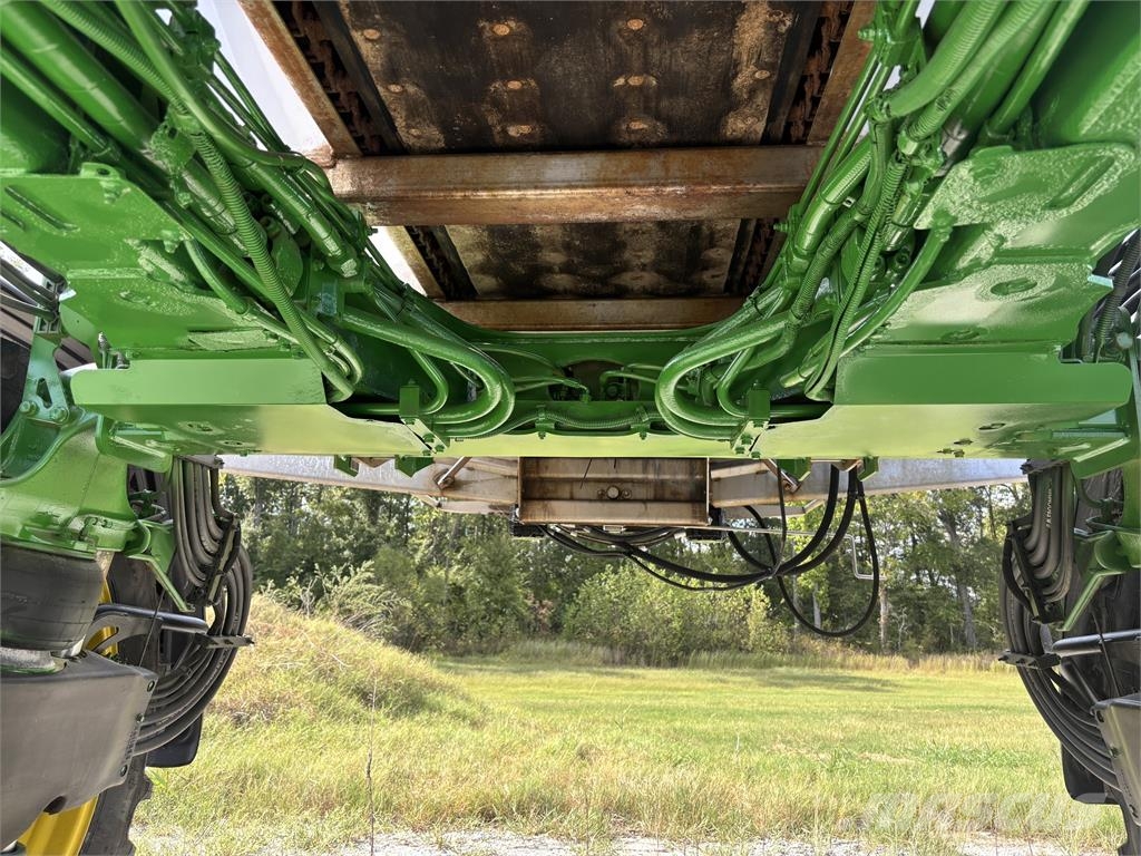 John Deere 400R Trailed sprayers