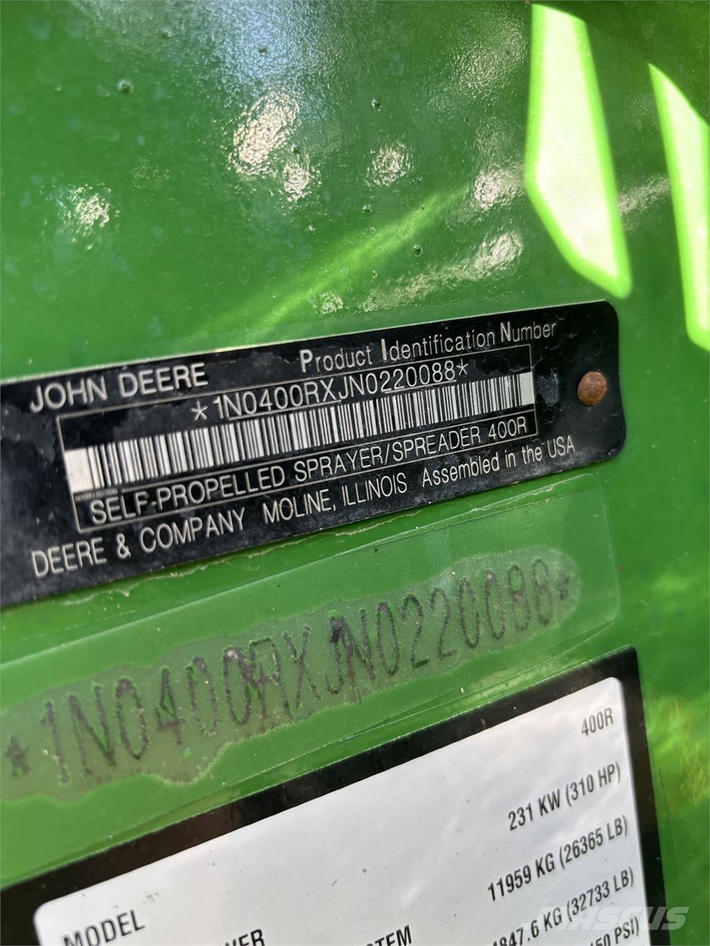 John Deere 400R 牽引式噴霧機