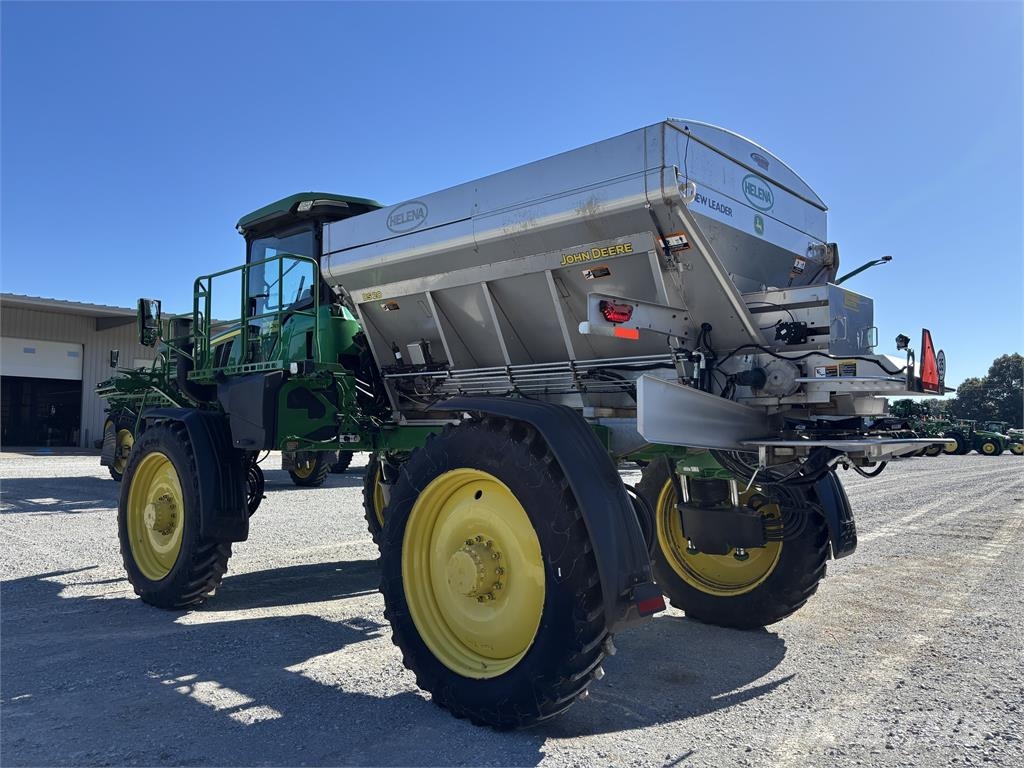 John Deere 400R 牽引式噴霧機