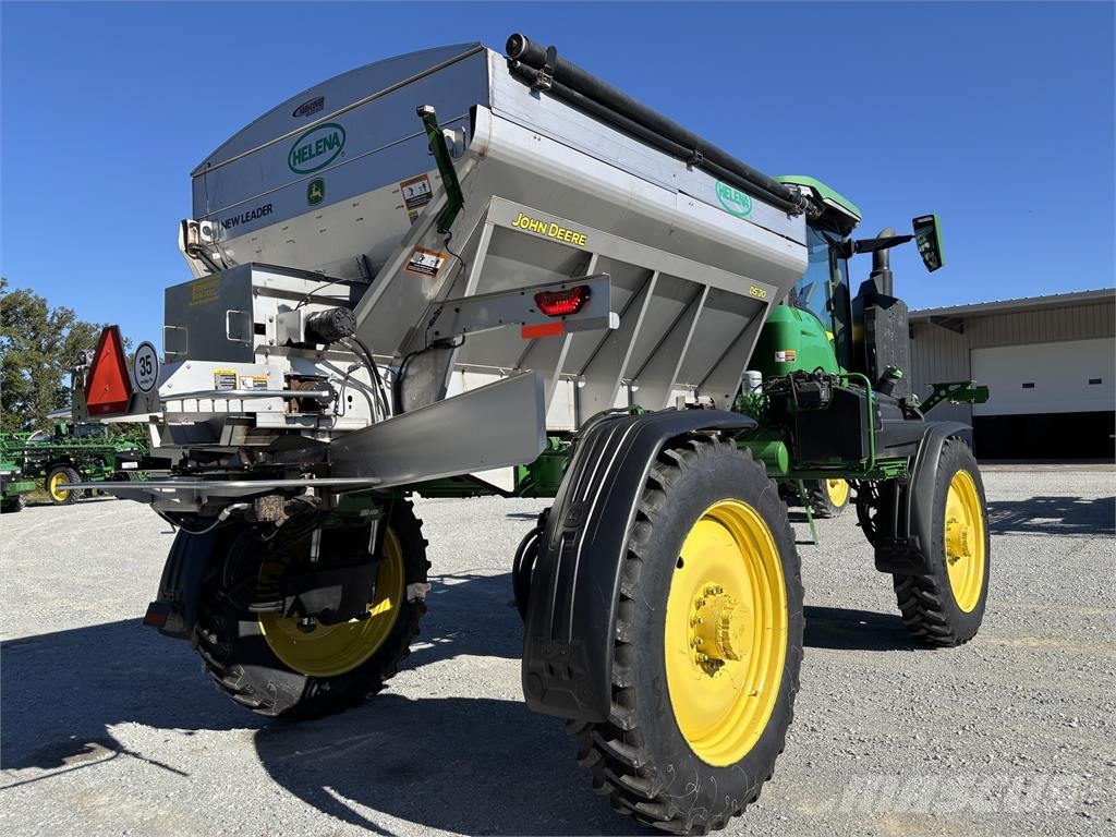 John Deere 400R 牽引式噴霧機