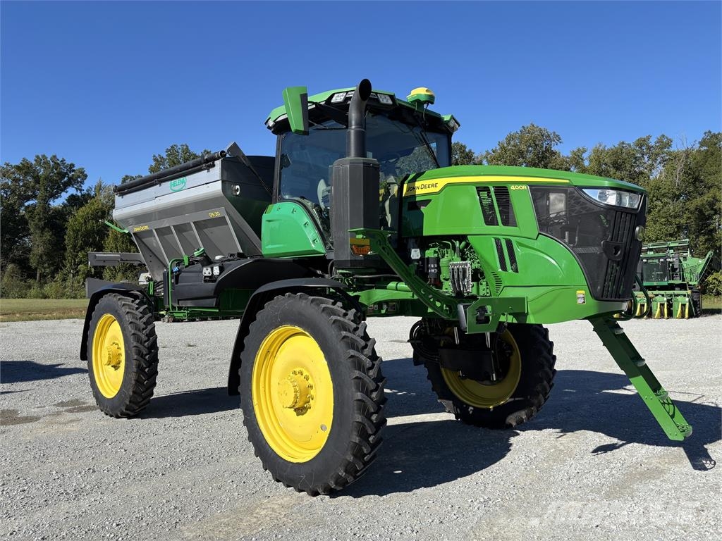 John Deere 400R 牽引式噴霧機