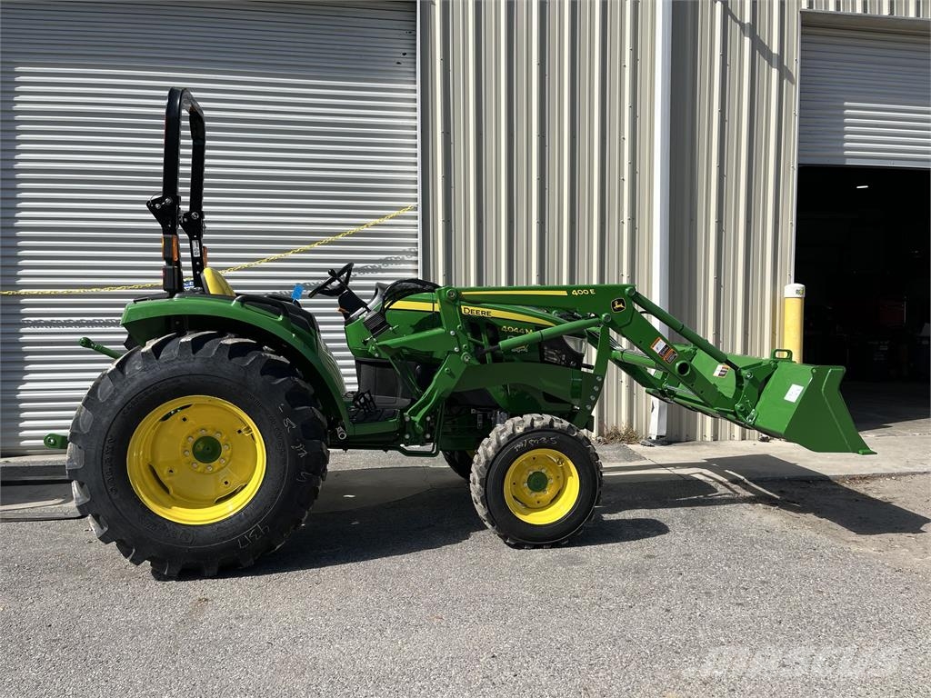 John Deere 4044M Traktori