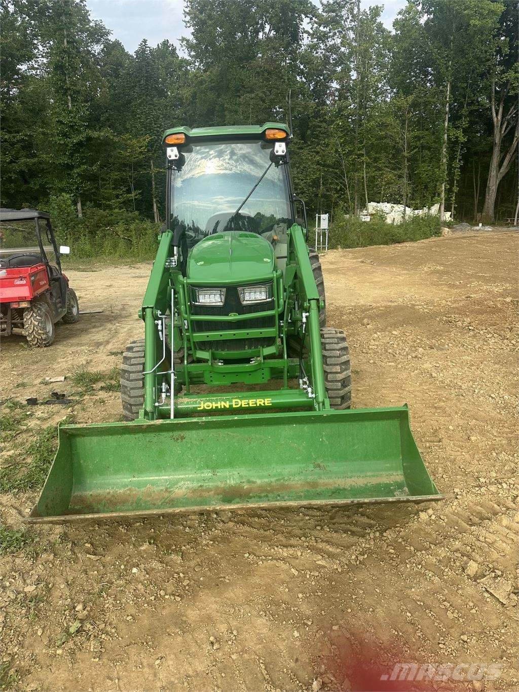 John Deere 4044R Kleintraktoren