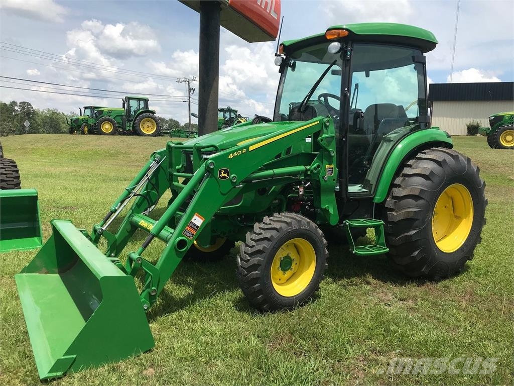 John Deere 4052R Compact tractors