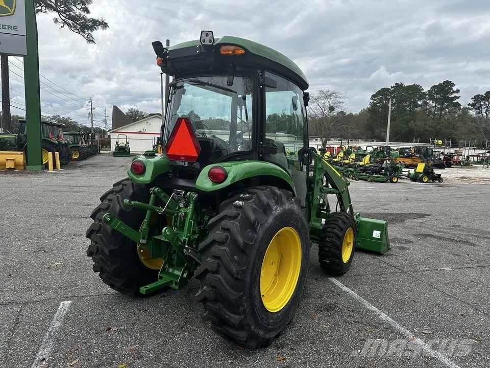 John Deere 4066R Трактори