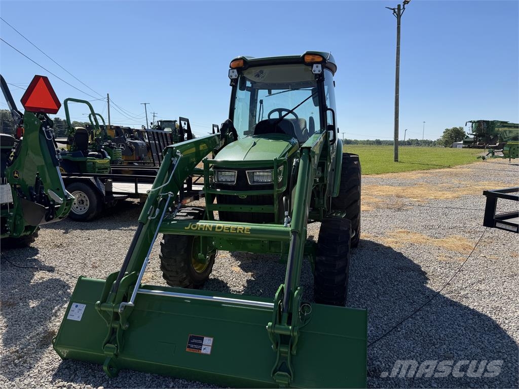 John Deere 4066R 소형 트랙터