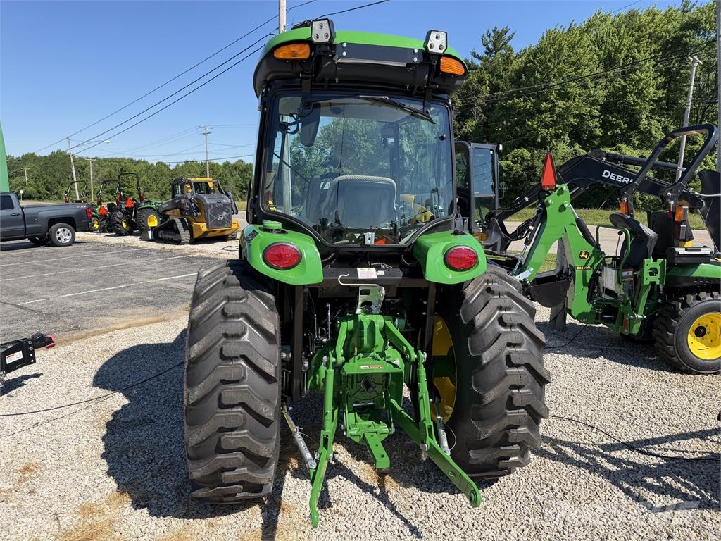 John Deere 4066R 소형 트랙터