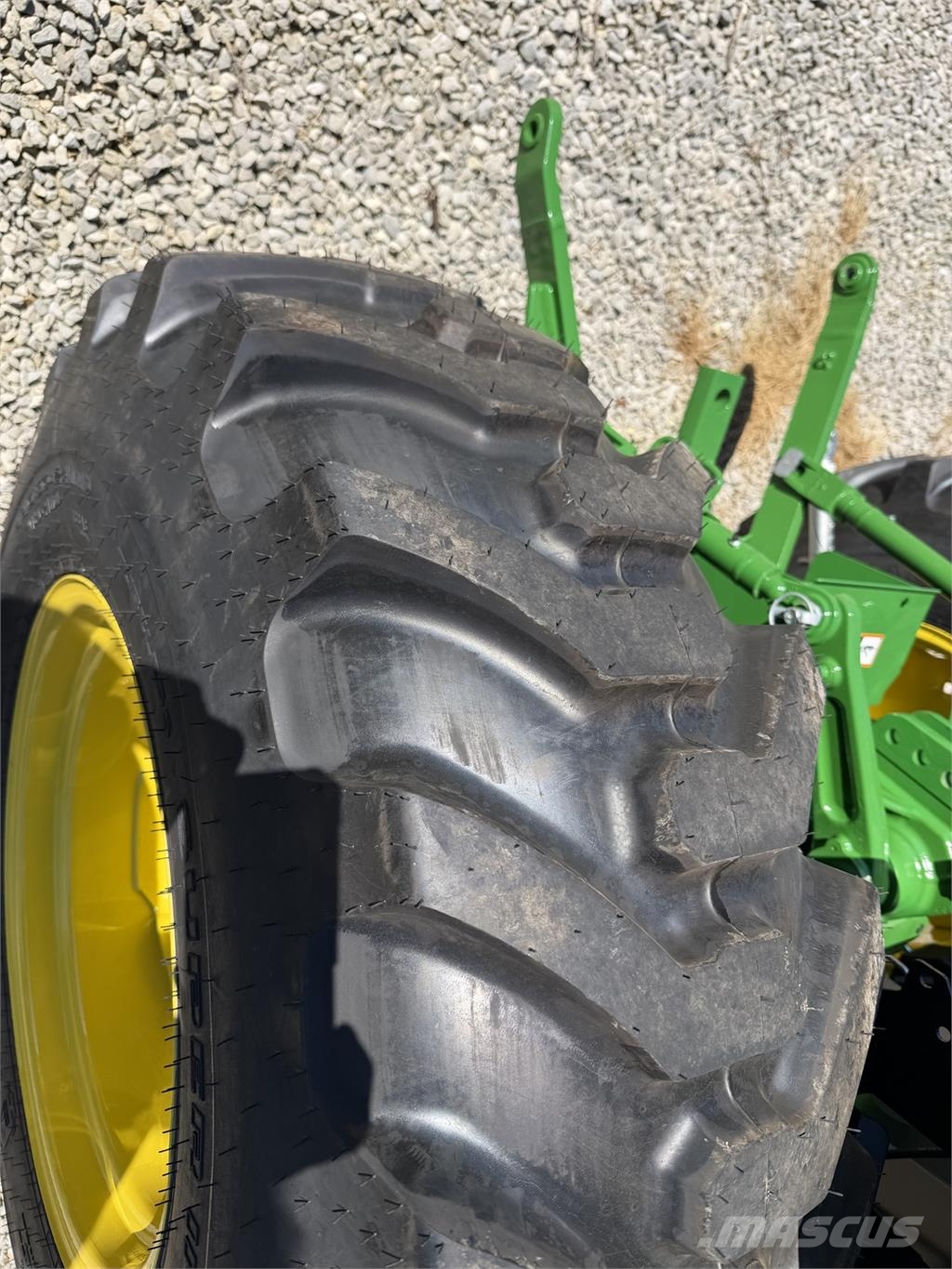 John Deere 4066R 소형 트랙터