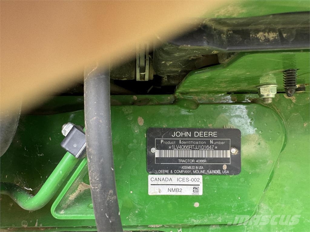 John Deere 4066R 소형 트랙터