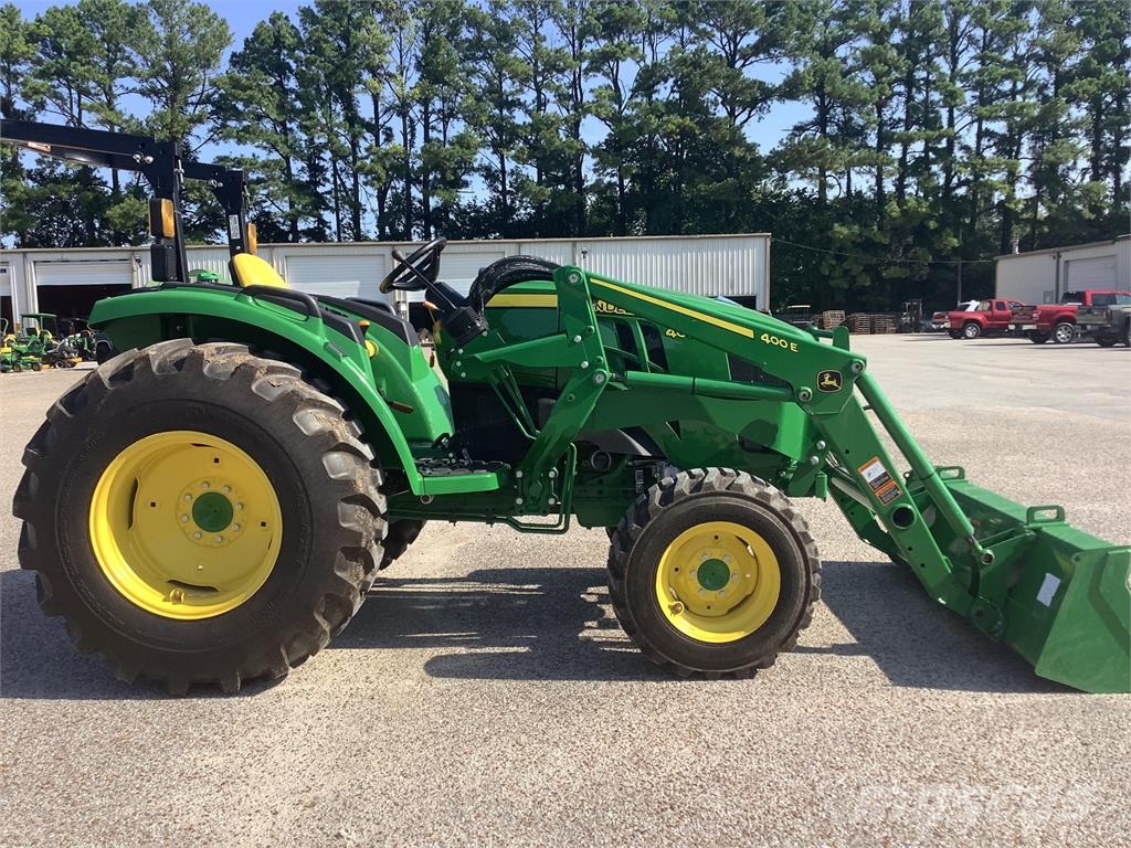 John Deere 4066M Трактори