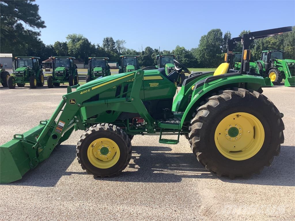 John Deere 4066M Трактори