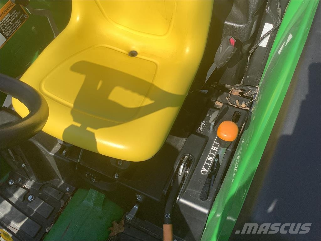 John Deere 4066M Трактори