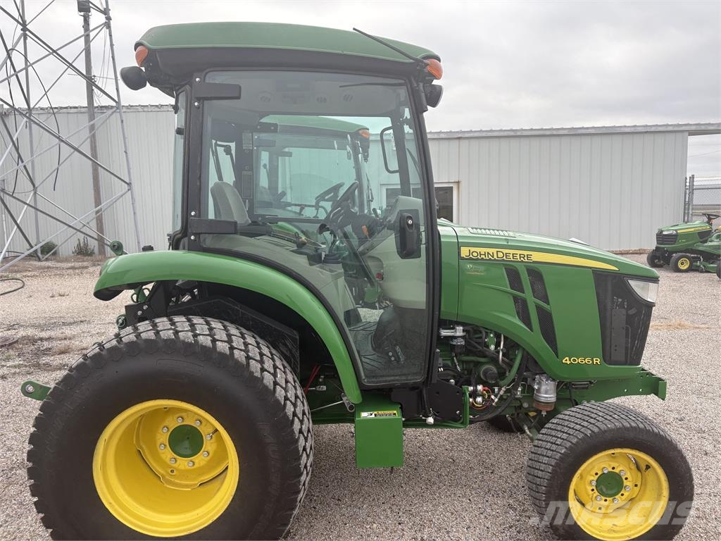John Deere 4066R 트랙터